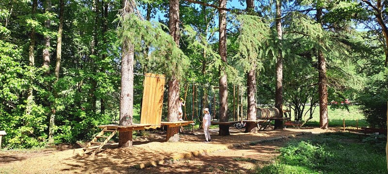 aire-de-jeux-enfants-lons-05