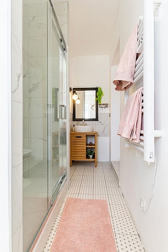 LA CIGALE ET LA FOURMI