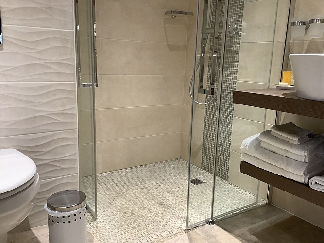 lys-des-sables-salle-eau-wc