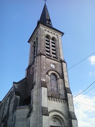 Église Saint-Aubin - Andigné