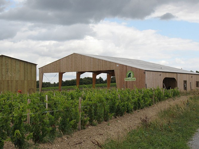 PONEY CLUB LE MANÈGE ENCHANTÉ