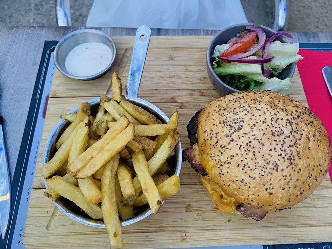 Chez Panine -L'O berge de l'Anary