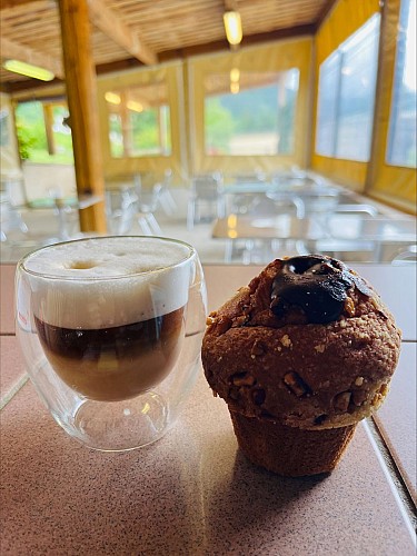 Bij Eve, snack van het zwembad