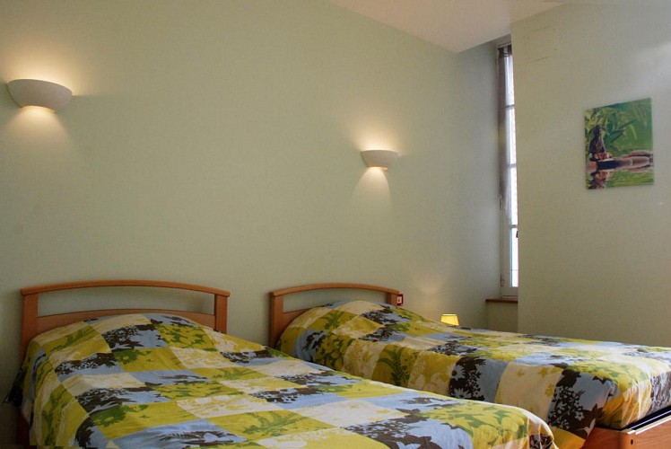 GÎTE ÉTAPE ET SÉJOUR - LE CHATEAU DU BOURG