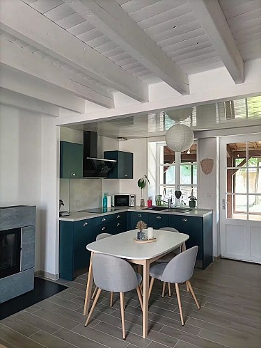 mauleon-moulins-gite-la-maison-moulinaise-coin-repas