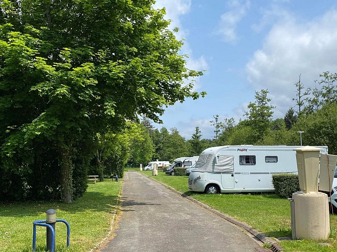 MOBIL-HOMES ET TIT'HOME AU CAMPING DU GUE SAINT-LEONARD