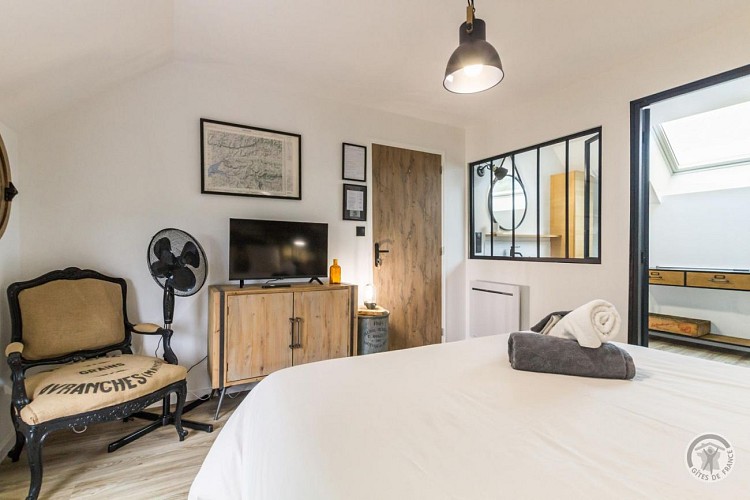 Gîtes de France G33336 : Le jardin des 2 Cèdres