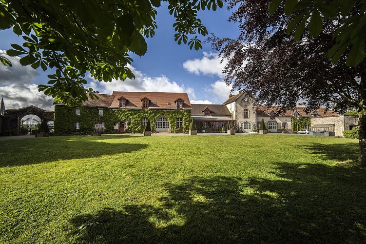 Gîte de groupe - Dépendances du Château de la Flocellière