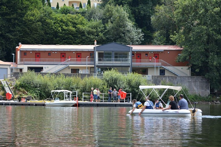 HÉBERGEMENT - BASE DE LOISIRS