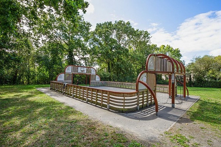 Pierre & Vacances - Le Domaine du Bois de la Grée ***