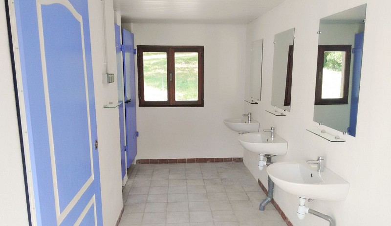 Aire Naturelle de Camping Grange Neuve