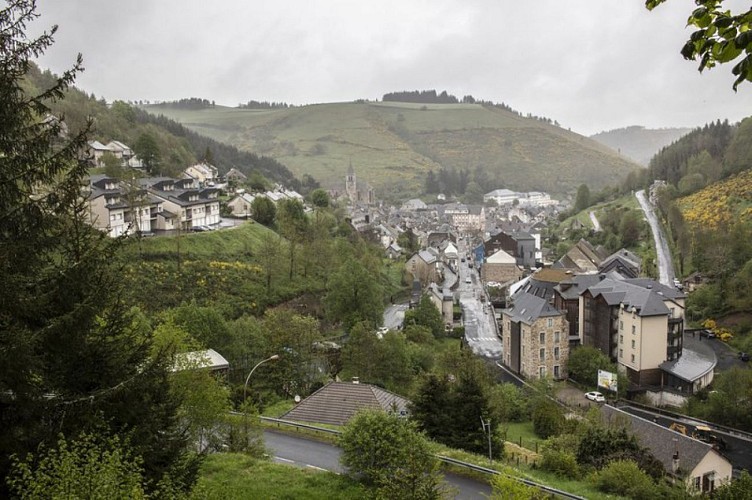 Bourg de Chaudes-Aigues