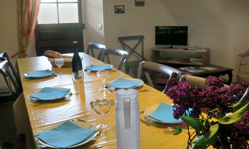 La Grange aux volets bleus