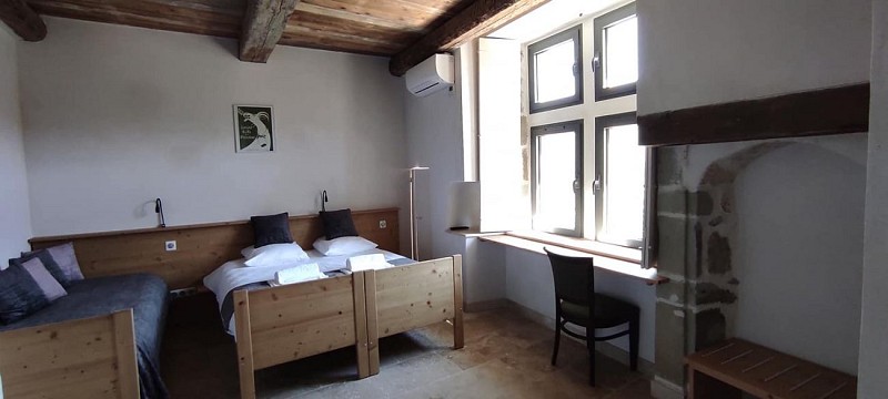 Hôtel-Restaurant Château du Poët Celard