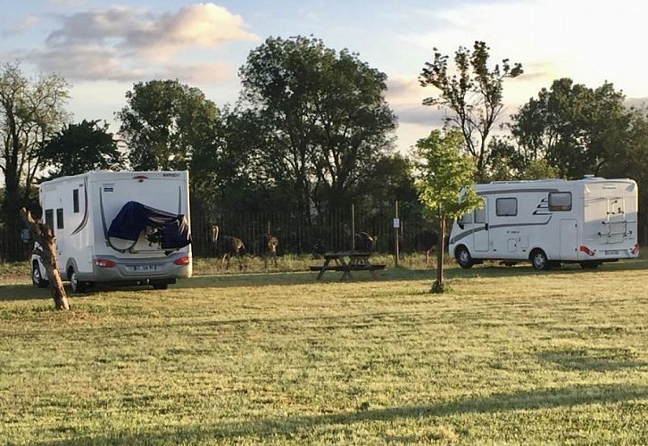 Aire d'accueil camping-cars à la ferme