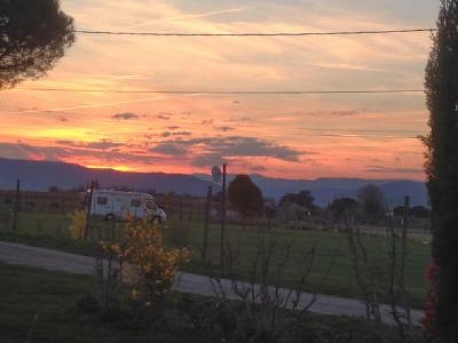 Aire d'accueil camping-cars à la ferme