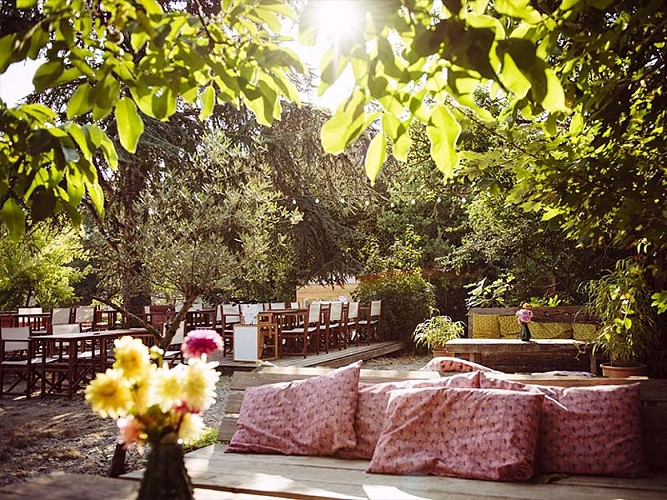 Restaurant Le Hangar & sa tente Nomade - Camping Les Chamberts