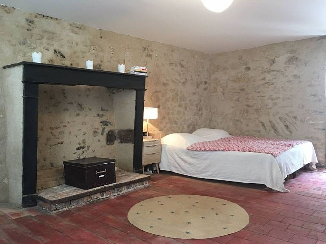 Petite maisn moyenâgeuse en Berry