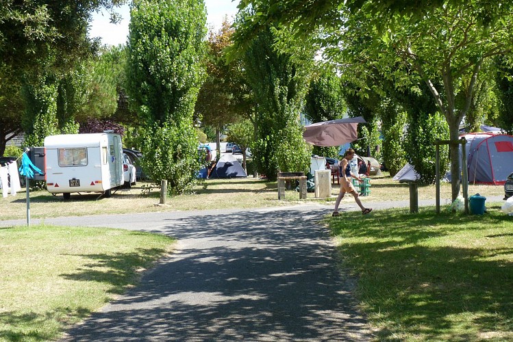 CAMPING MUNICIPAL - LE CLEIN