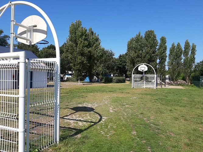 Camping - Les Amis de la Nature