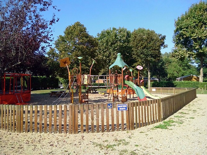 Camping Paradis Les Nobis d'Anjou