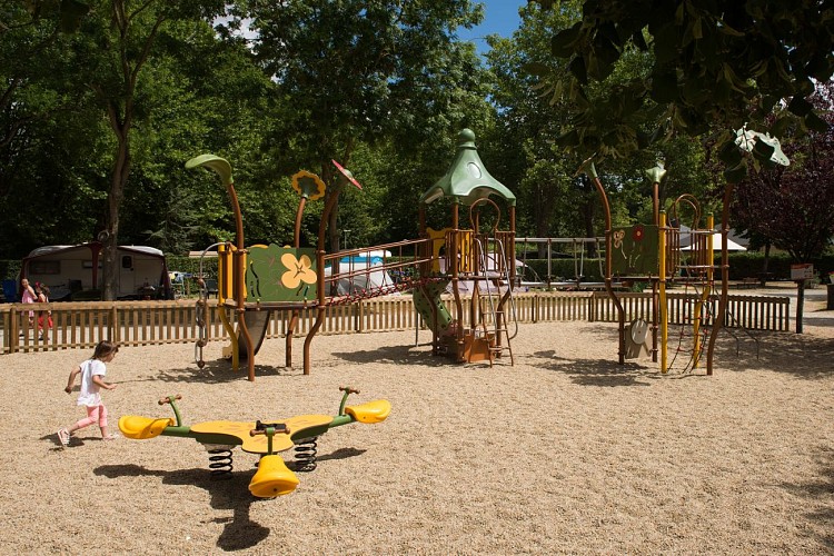 Camping Paradis Les Nobis d'Anjou