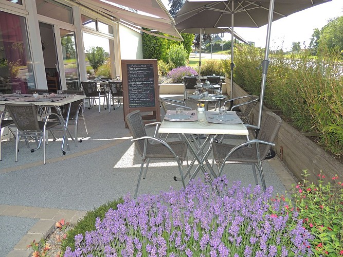 Hôtel** Restaurant Le Gué de Gênes