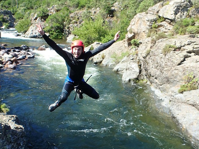 CANYONING BY BALAGNE MONTAGNE AVENTURE