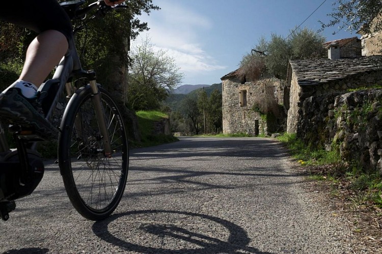 Parcours Velo Electrique en castagniccia avec Altipiani