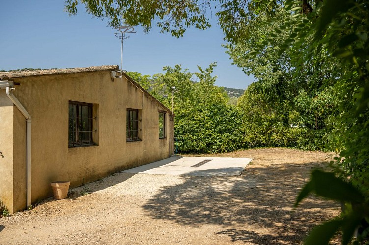 Camping le Castelas - aire de service camping-car