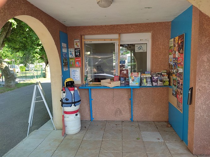 Servicebereich für Wohnmobile auf dem Campingplatz Ardèche