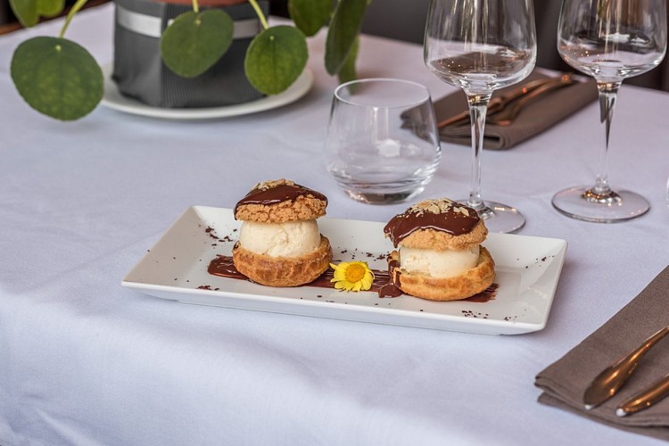 Restaurant "La table du Clos des Bruyères"