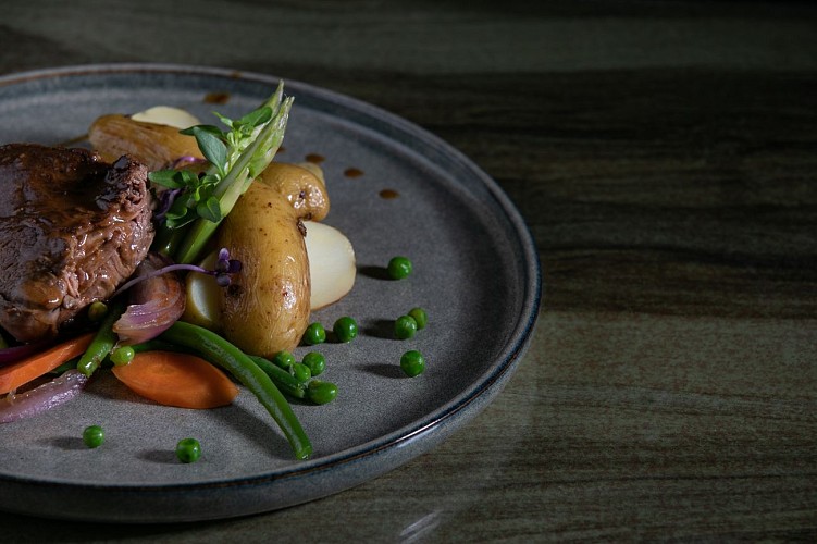 Restaurant "La table du Clos des Bruyères"