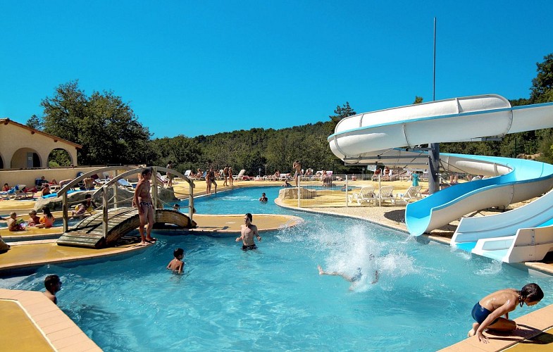 Holiday rentals "Odalys - Le Domaine des Hauts de Salavas"