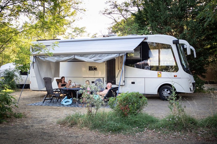 Camping Huttopia le Moulin - camper serviceplaats