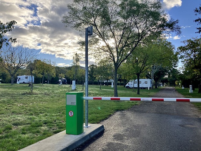 Camping de mon Village - Camping Car Park in Saint-Martin d'Ardèche