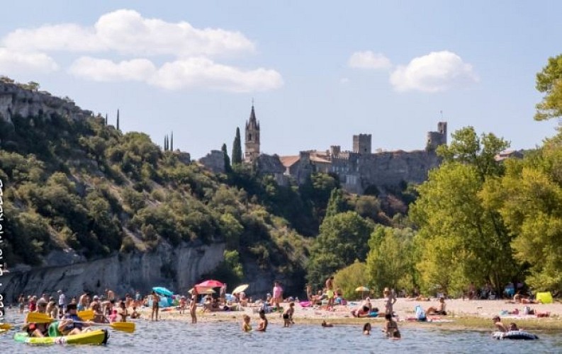 Camping de mon Village - Kampeerterrein in Saint-Martin d'Ardèche