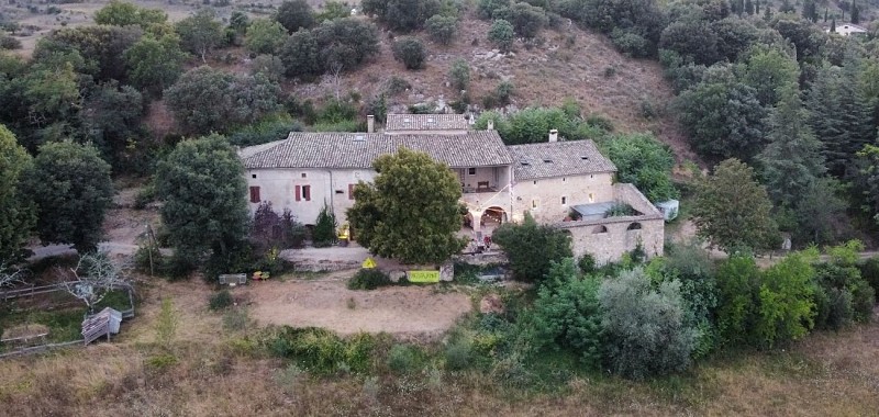 De l'autre côté de l'assiette