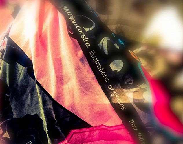 FOULARD en SOIE Maripa Corsica