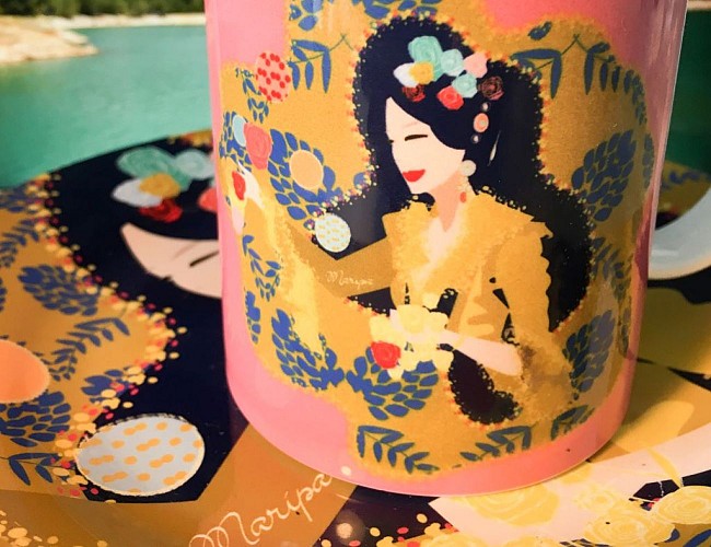 VAISSELLE de NOEL signée et numérotée. Impression française