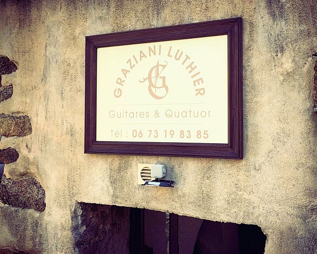 Graziani Luthier à L'Ile-Rousse