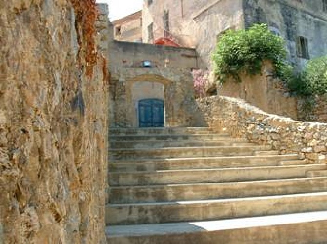 Amphithéâtre A Vaccaghja de Pigna