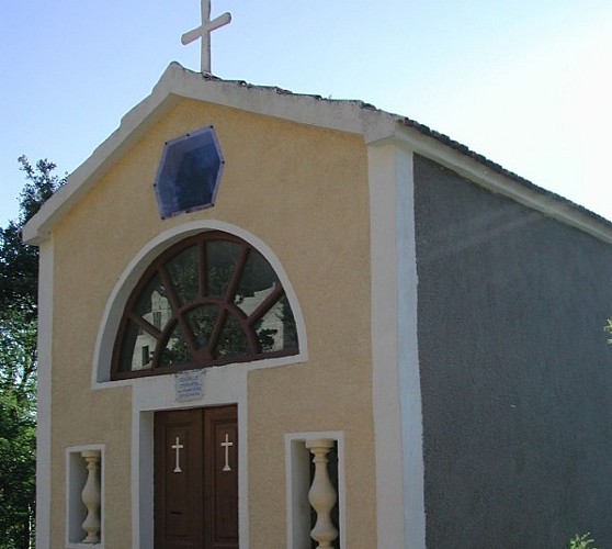 CHAPELLE-SAINTE-THERESE-3