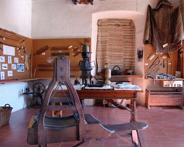 MUSEE ETHNOGRAPHIQUE ANTON DUMENICU MONTI