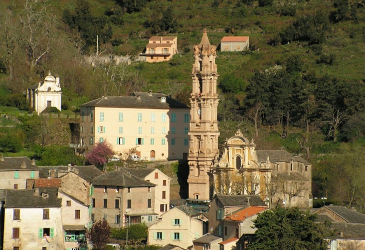 A  PORTA - LA  PORTA