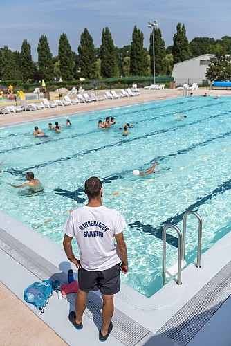 PISCINE DE BAUGE EN ANJOU