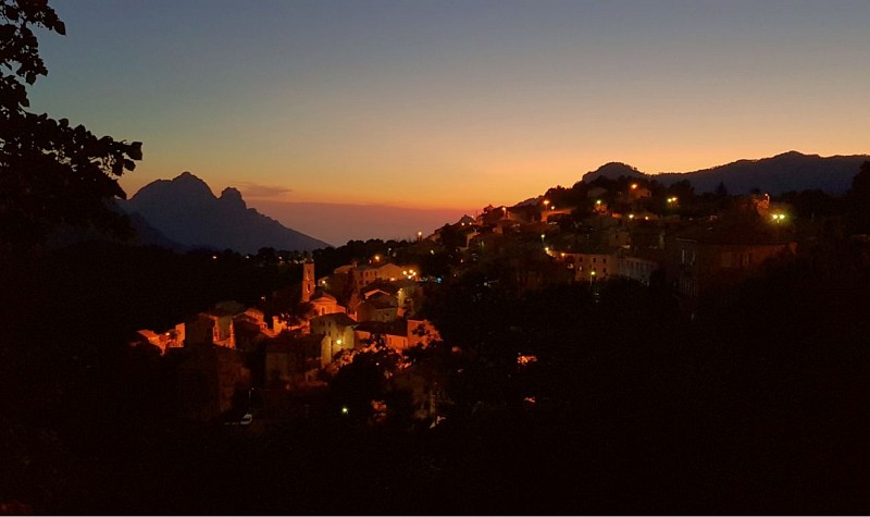 Evisa by night sunset (1)