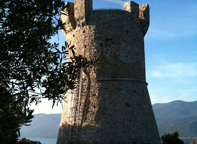 Tour de Capanella Serra di ferro Corse du sud patrimoine corse_1