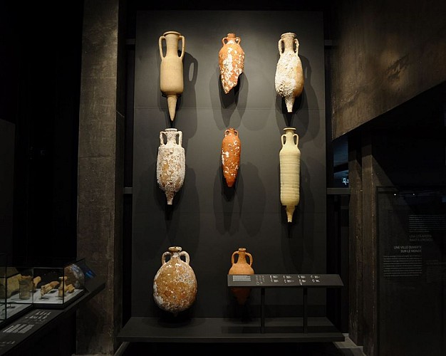 MUSEE ARCHEOLOGIQUE DE MARIANA - PRINCE RAINIER III DE MONACO