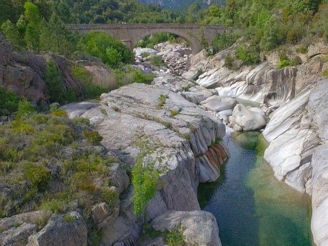 LA-RIVIERE-DU-CAVU-3-5